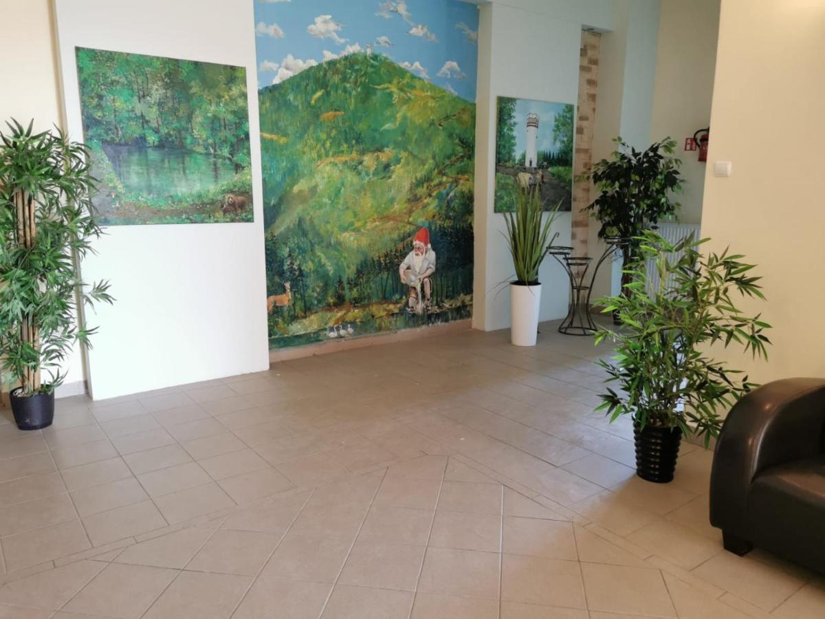 Osrodek Natura Pokrzywna Bagian luar foto